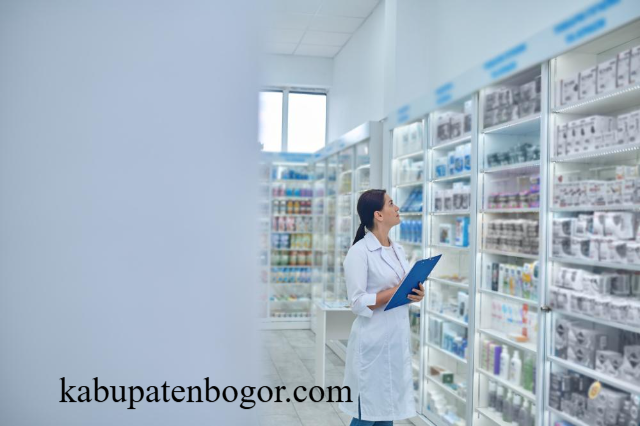 Jurusan Farmasi Klinik